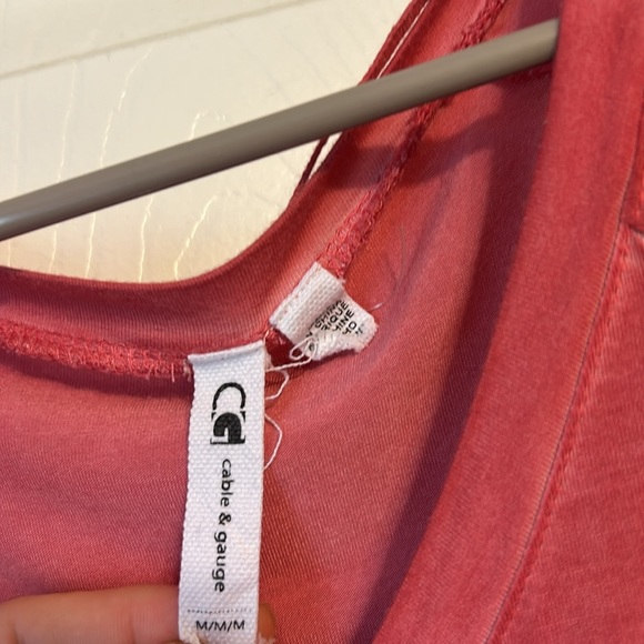 Knotted loose fitted t-shirt - Picture 5 of 7